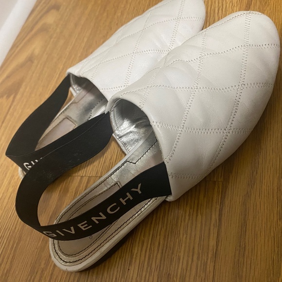 Givenchy white quilted slingbacks - Picture 1 of 3
